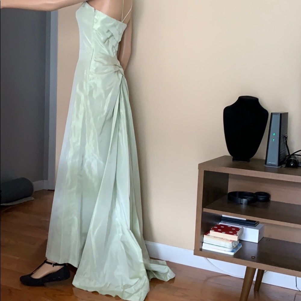 Vera Wang formal dress